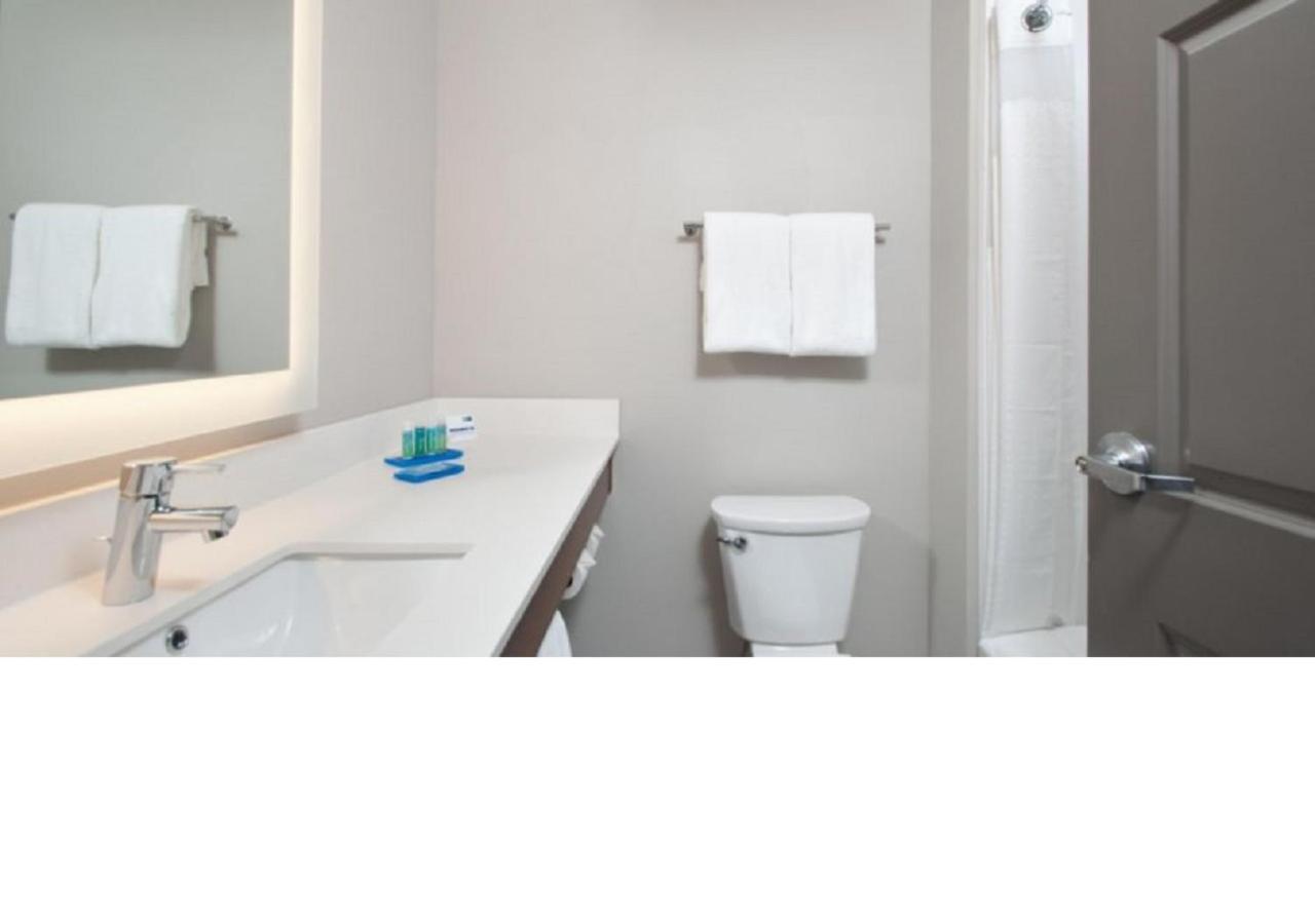 Holiday Inn Express Quantico - Stafford By Ihg Zewnętrze zdjęcie