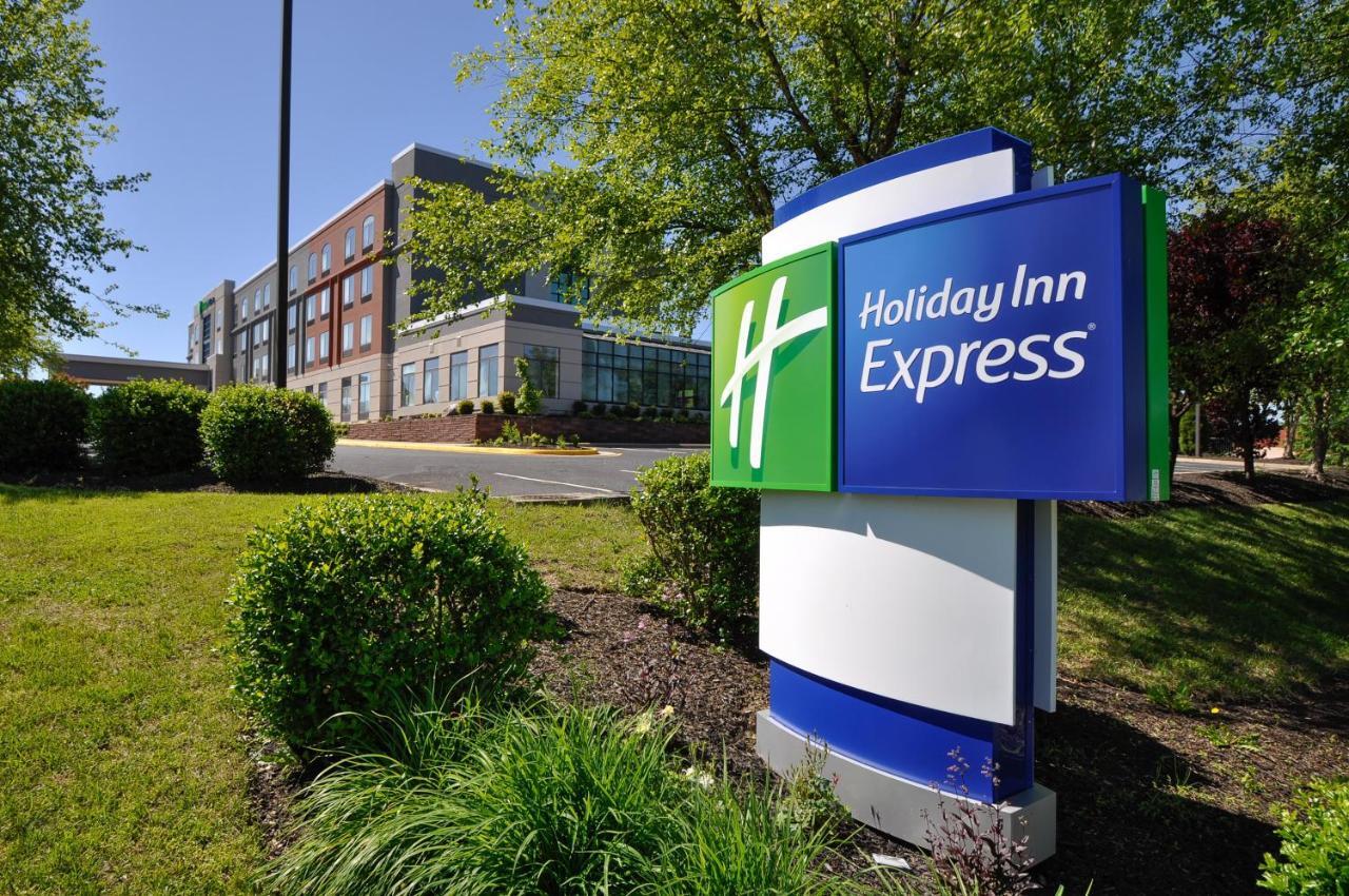 Holiday Inn Express Quantico - Stafford By Ihg Zewnętrze zdjęcie